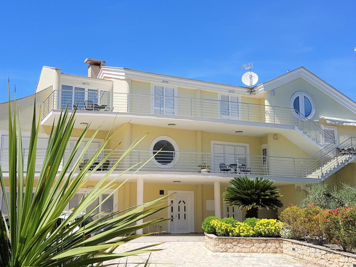 Maestral Apartament