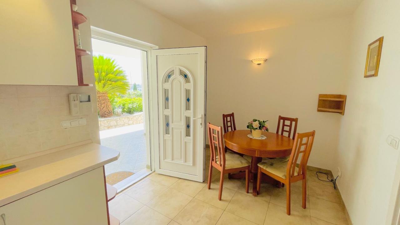 Apartment Maestral *